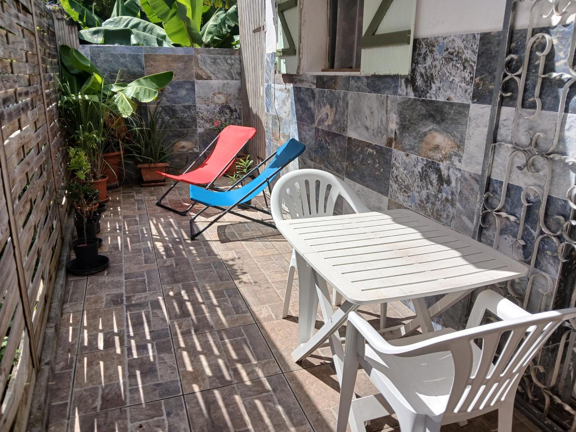 Ferienwohnung Urban-Oasis Sainte-Anne  Exterior foto